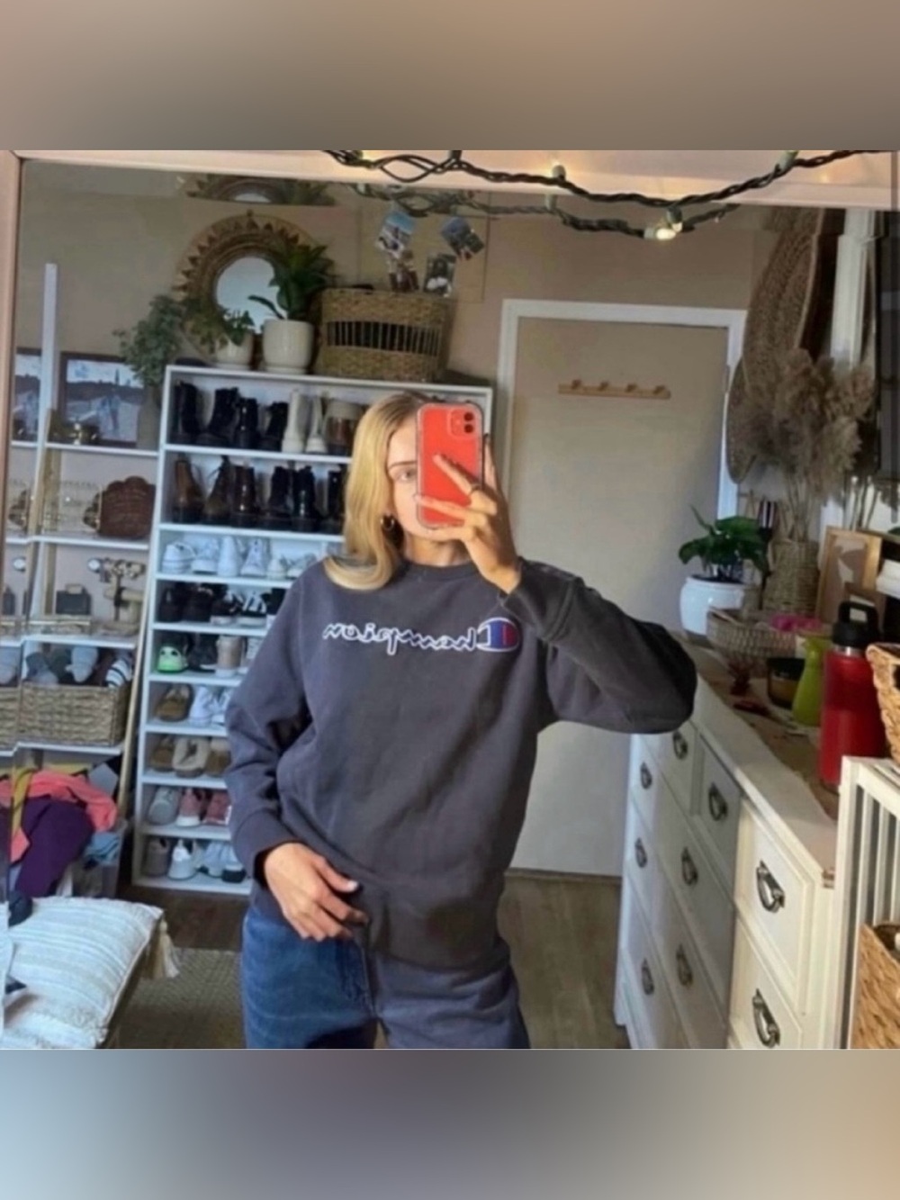 Champion crewneck dark blue sweatshirt in a size small
